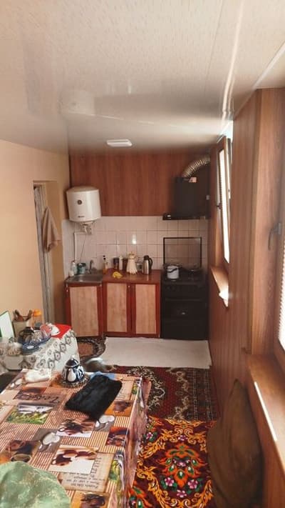 1 xonali uy sotiladi