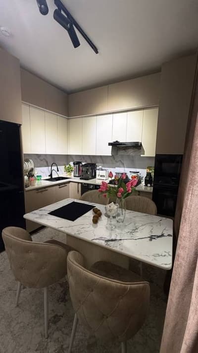 Срочна сотилади Яшнобод Олмос махалла  3/16/16. 70 км²