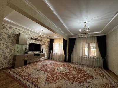 Срочно Юнусобод 18 квартал 4 xona 5 etaj 5 etajniy 113м2