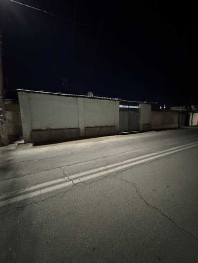 Хороший дом 4 комнаты с вьездом Земли 2,5 сотки ул. Белола Нозима