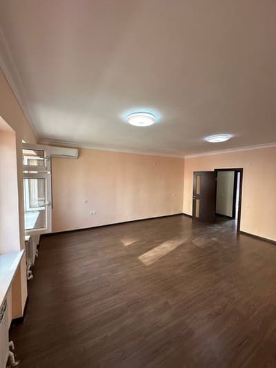 Сергели 16А 2/3/7 .66 квадрат срочно сотилади(Ипотека мумкин)