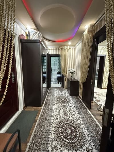 Срочно продаётся 3-х комн квартира в Сергели строител