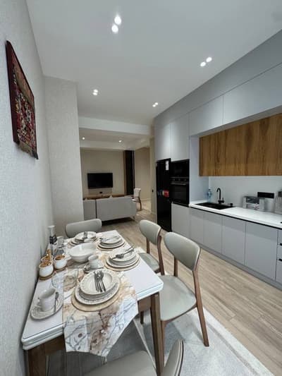 Срочно! Продается 2/6/10 в новостройке на Яккасарайском районе!!!