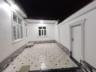 3 xonali hovli 1.5 sotix