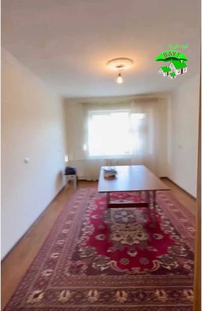 3 комнатная Чиланзар Казирабад Орт.Метро М.Улугбек,Балкон:2х6 х