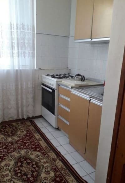 Продаётся Максим Горький 1 ком