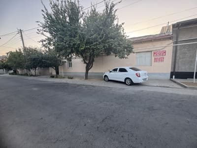 Uy sotiladi  sro’chna kelshtrlgan narxda