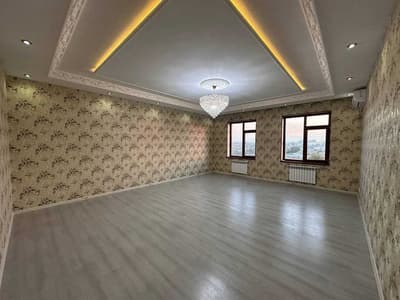 3х комнатная квартира на 7 этаже 115кв/м, в Самарканде