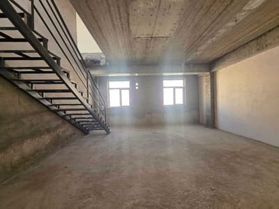 Продаётся 3х комн квартира Дуплекс на 3 и 4 этаже 5 микрорайон Жомий