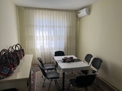 Продается квартира Янги чоштепа метрони олдида 3 хонали 1 этаж