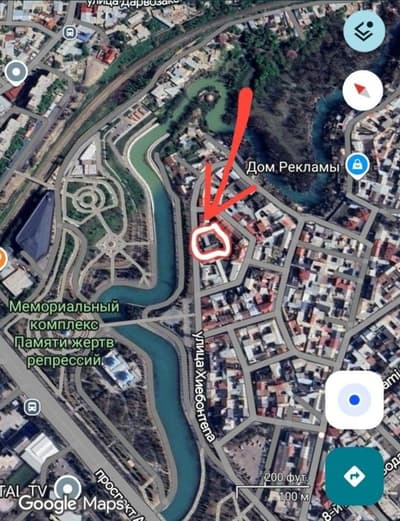 Shoshilinch uy sotiladi 10 sotik. Срочно продаётся участок свой.