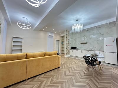 Mirabad Avenue Продается 2 комнатная квартира ремонт Гостиница Россия