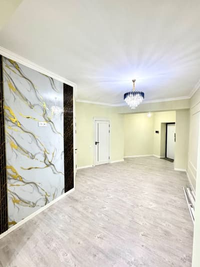 Яшнабад ЖК Азия Хаус срочно продается квартира  2/2/8  42м2