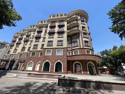 Ул.Истикбол Габус 4х комнатная 155м² в состоянии коробка