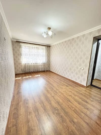 Квартира продаётся Чиланзар 2 квартал 1/1/4 аллея Гагарина