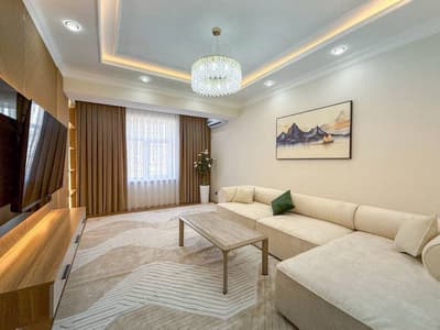 Ул.Махтумкули 4х комнатнаяквартира с площадью 100кв.м срочно продается