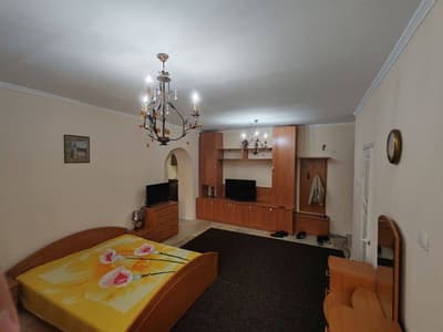 Продам квартиру на Ц-2