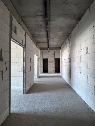 Shoshkent Продается 4 комнатная квартира коробка ул.Шота Руставели