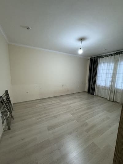 Sergeli 9 - xudud 2/4/16 60m2 srochno sotiladi