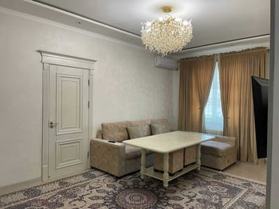 3х комнатная квартира на 7 этаже 76кв/м, в Самарканде