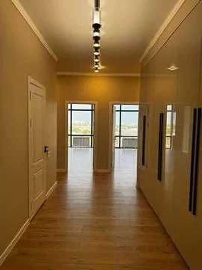 шота руставелли Братский перекрестка 3х ком новостройка с кадастром;