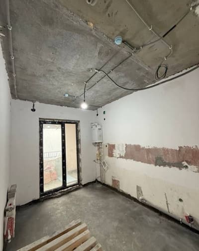 Oz Makon Продается 2 комнатная квартира коробка ул.Фергана Йули