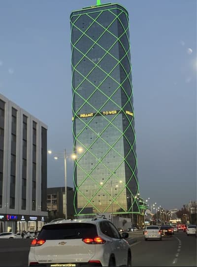 Piramit Tower 37 этаж своя