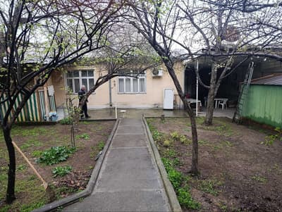 Дом 5 комнат на участке 7,4 сотки