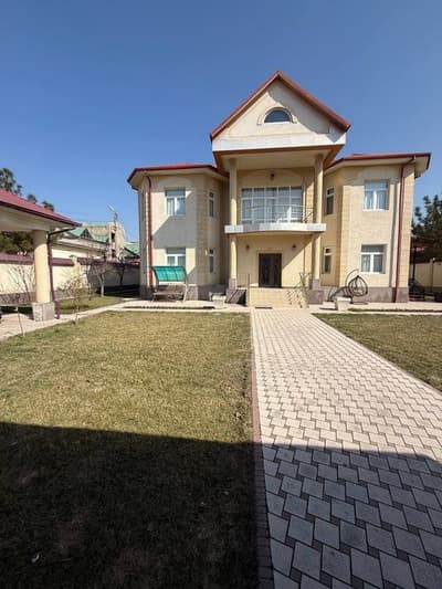 Продаётся дом в элитной махалле Амир Темур махалля 11-соток