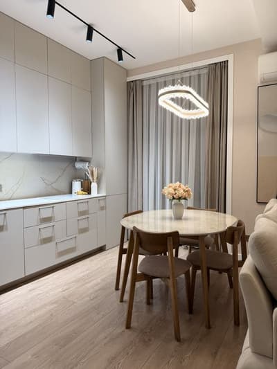 Срочно кушбеги 3ком 3/9/10, 99квм яккасарайский район