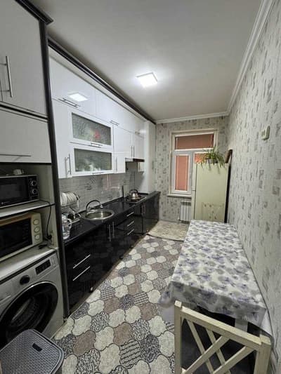 Продаю квартиру на новостройке, кирпичный рядом Кадешева рынок Иззат