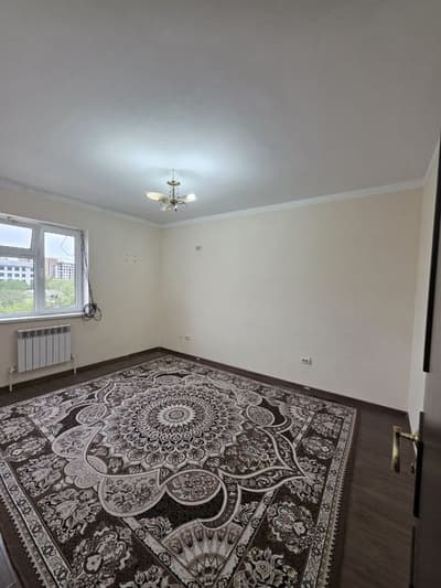 Срочно продаётся 1 комнатная квартира  Ул.рудакий Бриллиант сити