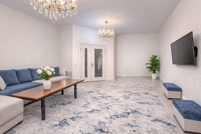 Срочно продойотсия квартера узбум ЖК ассалом сохил голдин хаус