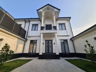 Дом Ул. Циолковского 450 м2