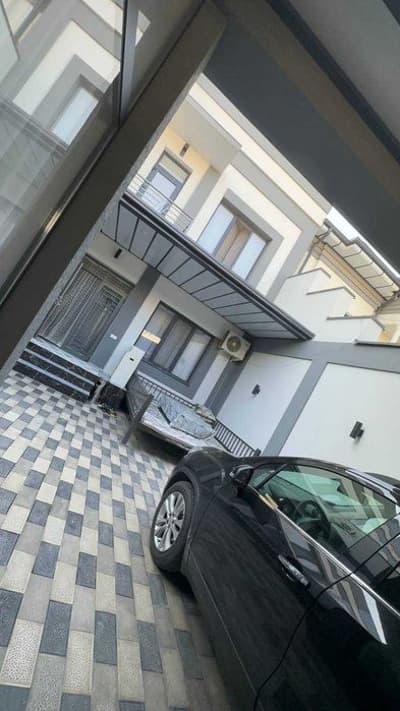 Хонабод Тараккиёт 2.25 соток 6 хона 11метро ёнида