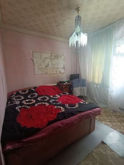 Срочно продается 4-х комнатная квартира на Сергели 8