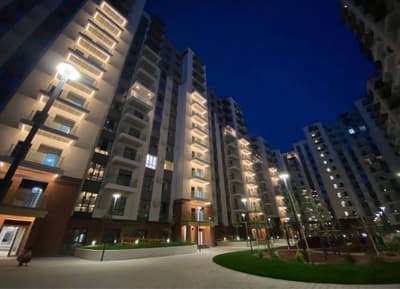 Срочно коробка 1-комнатная 40кв.м в ЖК " Oz Mahal" Новостройка Дархан