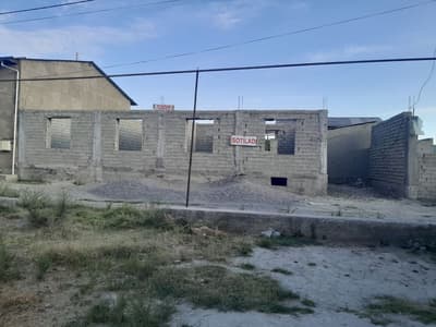 Qurib bitkazilmagan hovli sotiladi,2 qavatli qilib qursa ham bo'ladi,