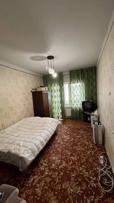 Продается 1/5/5 Кушбеги общ.пл 38м2