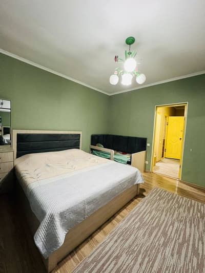 Срочно продаётся квартира 2/2/3 дом новостройка Адрес М.улугбек район