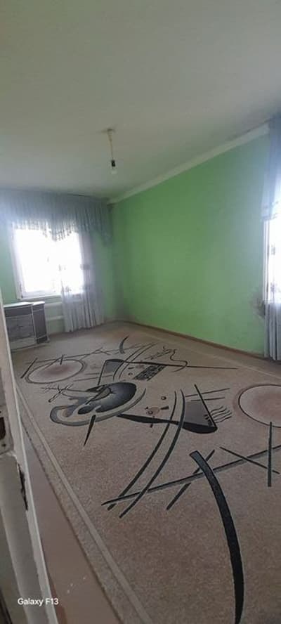 1хоналик 3каватда 5микрорайон  Жомий Навруз
3каватда 
4каватлик панель