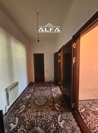 Buxoroda kvartira xonadon uy sotiladi 1 xonali 44m² 5-qavat.