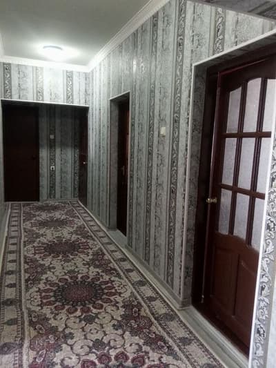 Srochno sotiladi 4 xonali uy Shayxontohur tumani General Uzoqov koʻcha