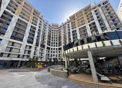 Срочно продается на низком ценны коробка квартира на ЖК imperial Club