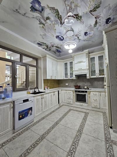 4 Срочно!!! Продается Коттедж. Мирзо Улугбекский р-он. ориентир ИНХА.