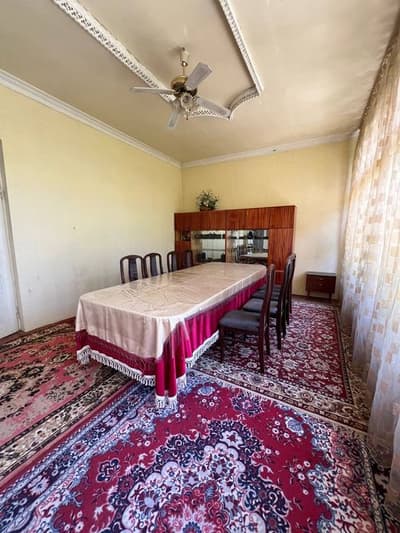 Хасанбойда уй сотилади.