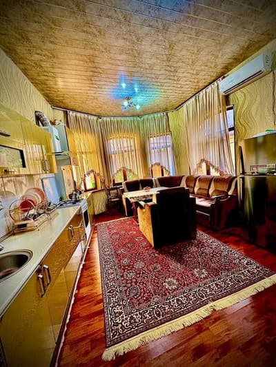 Продаётся Участок олмазор охунбобойов
Район:Алмазар 
Охунбобоев Махалл