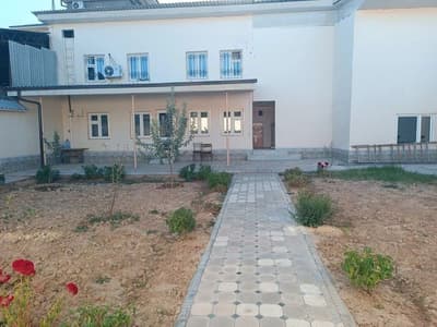 Продается дом на 6 соток земли. Уч кахрамон.