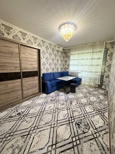 Продаётся квартира Чиланзар 10 квартал 1/4/4 панель