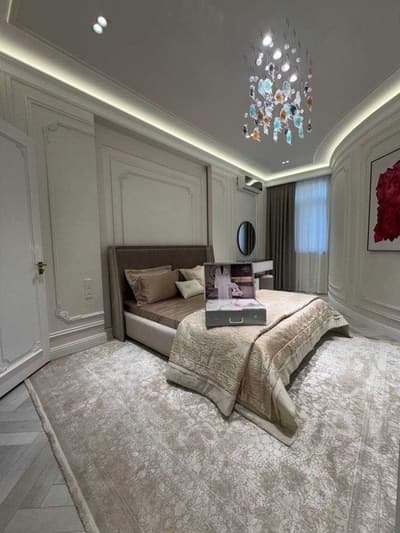 Новостройка Яккасарайский район Заводская,Абдулла Каххара 5/2/6  200кв